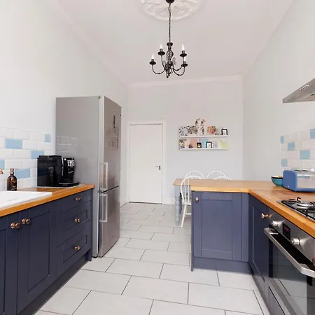 Chic Edinburgh West End 2-Bedroom Apartment In City Centre Exterior photo